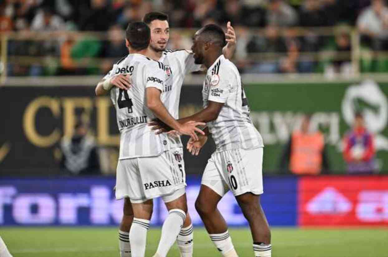 Corendon Alanyaspor - Beşiktaş maçından kareler!