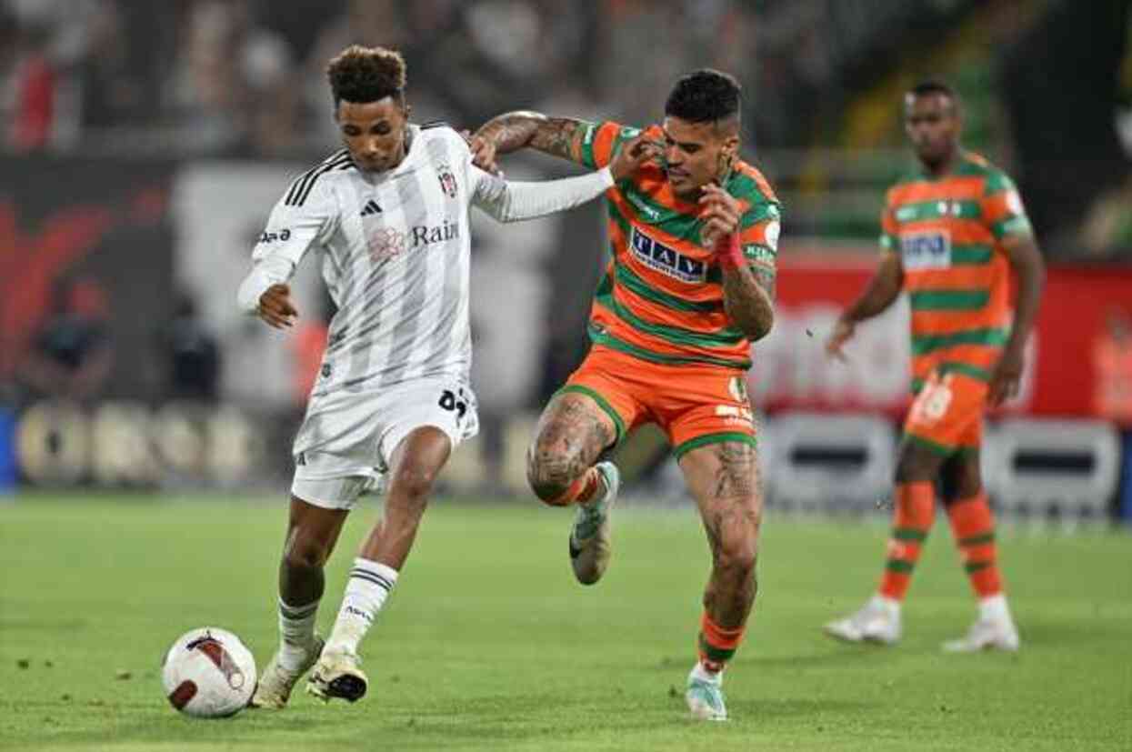 Corendon Alanyaspor - Beşiktaş maçından kareler!