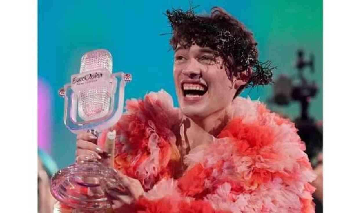 Eurovision'da LGBT propagandası yaparak birinci olan Nemo: Kupayı kırdım