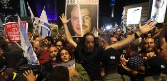 Netanyahu'nun yanı başına kadar giren göstericilerin iki isteği var