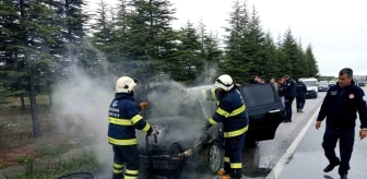 Eskişehir'de Otomobil Yangını Kontrol Altına Alındı