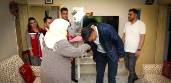 Hakkari Valisi Ali Çelik, Anneler Günü kapsamında şehit annelerini ziyaret etti