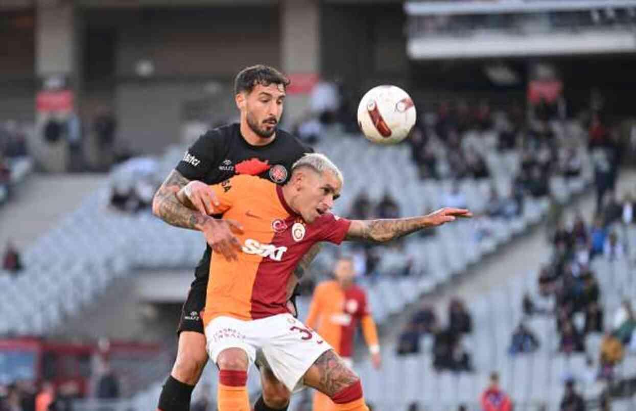 VavaCars Fatih Karagümrük - Galatasaray maçından kareler!