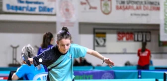 Sivas'ta 100. Yıl Yıldızlar Masa Tenisi Şampiyonası Devam Ediyor