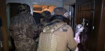 Kocaeli'de Göçmen Kaçakçılarına Operasyon: 21 Şüpheli ve 23 Düzensiz Göçmen Yakalandı