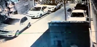 Beyoğlu'da Kaldırımda Park Halindeki Araçların Lastiklerini Bıçaklayan Şahıs Tutuklandı