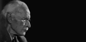 Carl Jung'dan Hayatı Değiştirecek 10 Alıntı