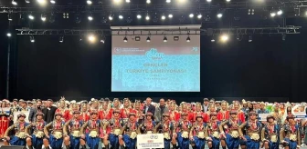 Denizli 15 Temmuz Şehitler Anadolu Lisesi Halk Oyunları Ekibi Türkiye Şampiyonu