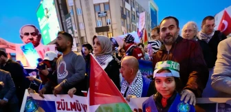 İHH Ümraniye'de Gazze için yürüyüş düzenledi