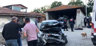 Çorlu'da Motosikletli Jandarma Asayiş Timleri'ne Çarpan Sürücünün Otomobili Kazaya Karıştı