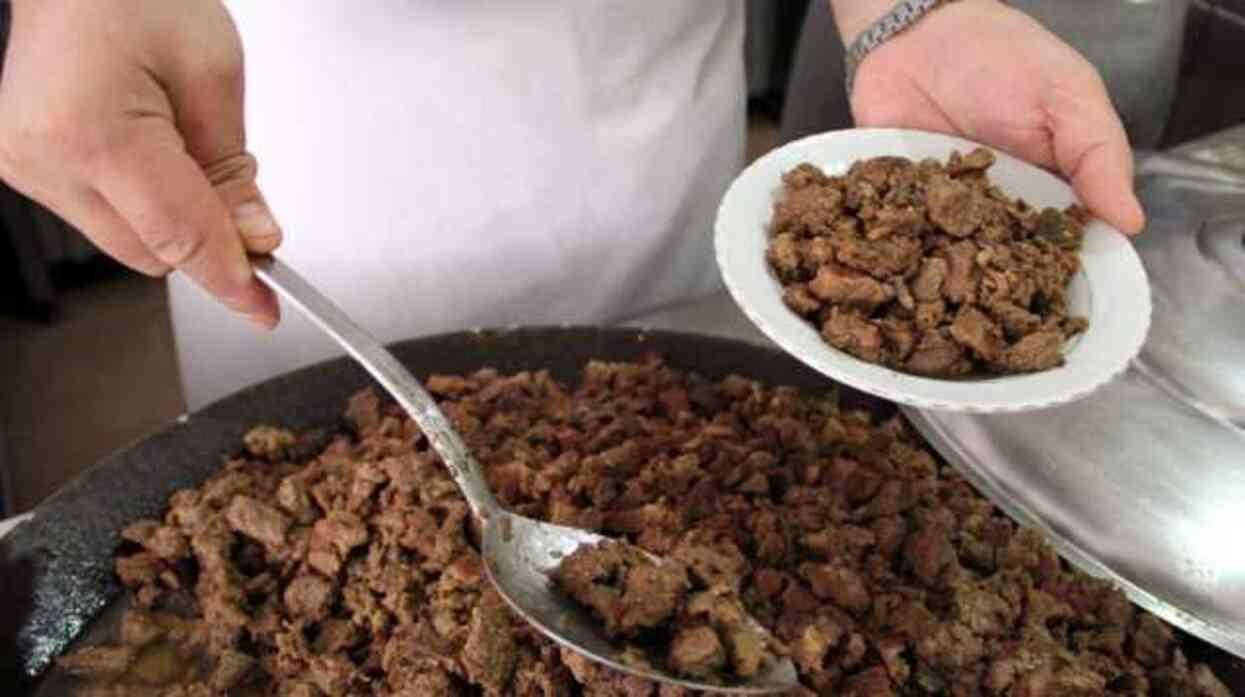 Kavurma yaparken nelere dikkat edilmeli? Sert olmaması için ne yapmalı?