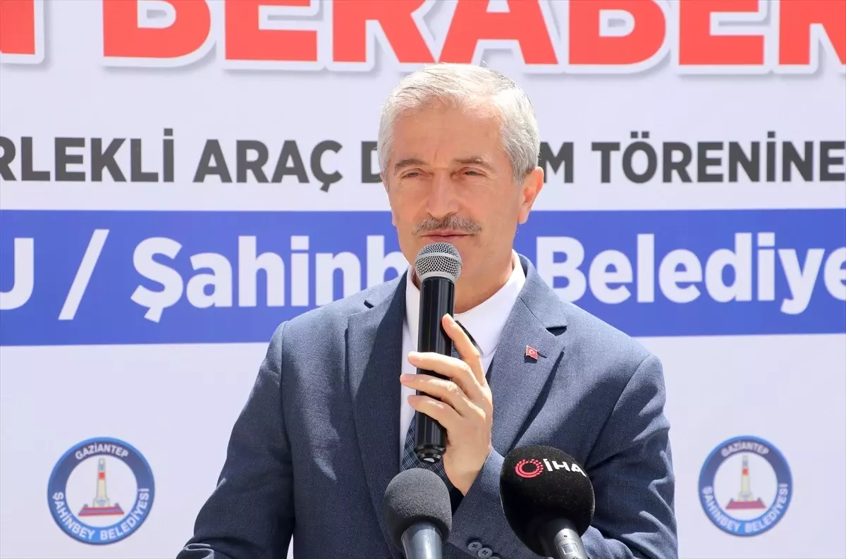 Gaziantep'te Engellilere Tekerlekli Sandalye Dağıtıldı