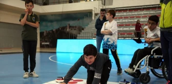 Kastamonu'da Özel Öğrencilerin Mücadele Ettiği Floor Curling Turnuvası Başladı