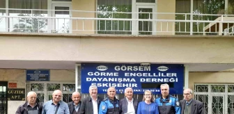 Eskişehir'de Polis Ekipleri Engellilere Ziyaretlerde Bulundu