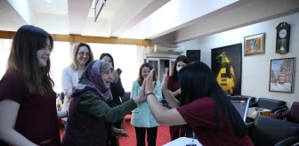Edirne'de Üniversite Öğrencileri ve Huzurevi Sakinleri Teknolojiyle Buluştu