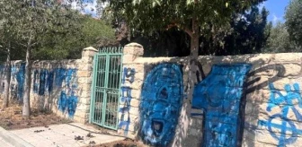 Güney Kıbrıs Rum Yönetimi'nde Arnavut Camisi'ne Saldırı