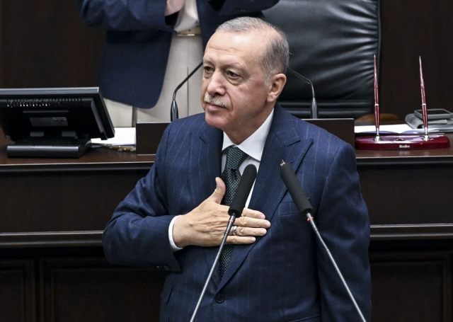 Kumpas iddialarına ne diyecek? Cumhurbaşkanı Erdoğan'ın merakla beklenen konuşması başladı