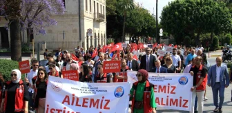 Mersin'de 'Ailemiz İstikbalimiz' temalı kortej yürüyüşü düzenlendi