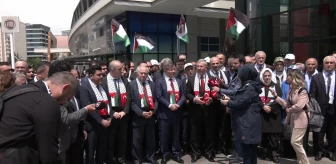 Saadet- Gelecek Grubundan İsrail Büyükelçiliği Önünde Açıklama. Ahmet Davutoğlu: 'Ankara'da Soykırımcı Diplomatlar İstemiyoruz'