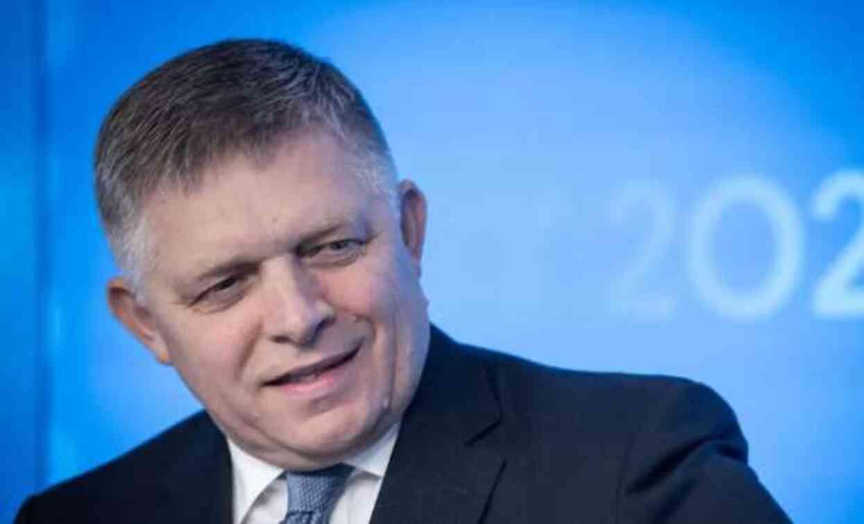 Slovakya Başbakanı Robert Fico silahlı saldırıya mı uğradı? İşte Robert Fico'nun yaşadığı panik anları...