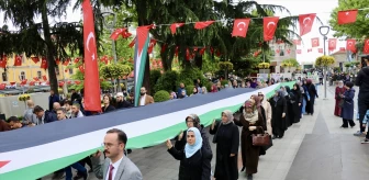 Trabzon'da Filistin'e Destek Yürüyüşü ve Oturma Eylemi Devam Ediyor