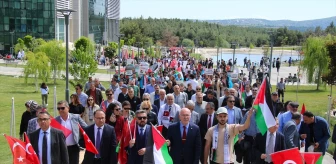 Uşak Üniversitesi'nde İsrail'in Gazze'ye saldırılarını protesto yürüyüşü düzenlendi
