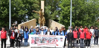 Ağrı'da Gençlik Haftası kapsamında Atatürk Anıtı'nda çelenk sunma töreni düzenlendi
