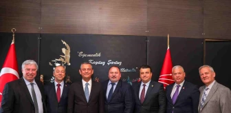 CHP Genel Başkanı Özgür Özel, Balkan Rumeli Türkleri Konfederasyonu'nu ziyaret etti
