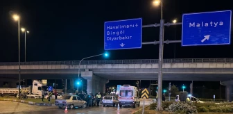 Elazığ'da zincirleme trafik kazası: 3 kişi yaralandı