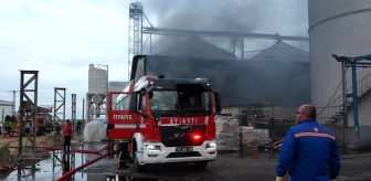 Kırklareli'nde Atık Yağ Fabrikasında Çıkan Yangın Kontrol Altına Alındı