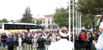 Kırklareli'nde Hacca gidecek 63 kişilik kafile uğurlandı