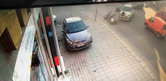 Tekirdağ Çorlu'da otomobil ile motosikletin kafa kafaya çarpıştığı kaza anı kamerada