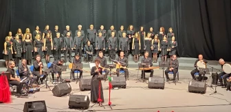 Trabzon'da Öğretmenlerden Oluşan Koro Konseri Düzenlendi