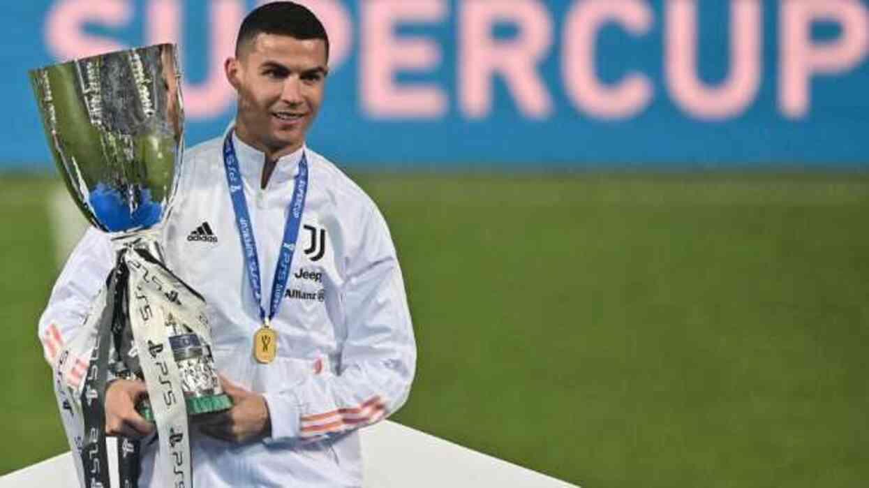 Cristiano Ronaldo kariyeri boyunca kaç gol attı? Ronaldo'nun kaç tane golü var?