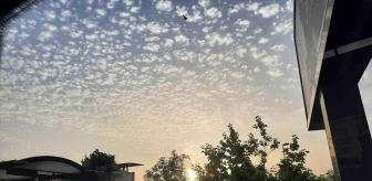 İstanbul'da Kartpostallık Görüntüler Oluşturan Parçalı Bulutlar
