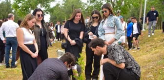Kahramanmaraş'ta Depremde Hayatını Kaybeden Öğrenciler Anısına Fidan Dikildi