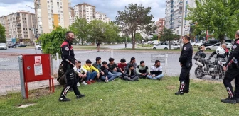 Kayseri'de 11 kaçak göçmen Yunus Timleri'ne yakalandı