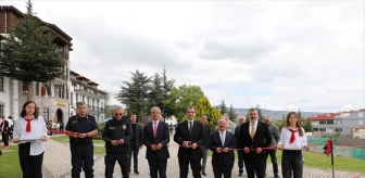 Amasya Merzifon'da TÜBİTAK 4006 Bilim Fuarı Açıldı