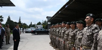 Suriye'ye görev yapacak özel harekat polisleri uğurlandı