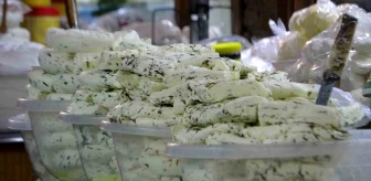 Van'da Endemik Bitkilerle Yapılan Otlu Peynir Satışa Sunuldu