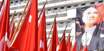 19 Mayıs İzmir'de kapalı yollar hangileri?