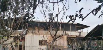 Antalya'nın Kumluca ilçesinde 3 yayla evi yandı