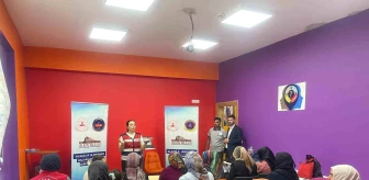 Elazığ'da 'En İyi Narkotik Polisi Anne' projesi kapsamında kadınlara seminer verildi