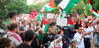 Paris'te Filistin Destekçileri Gazze'deki Saldırılara Tepki Gösterdi