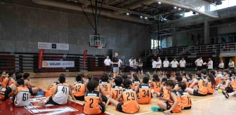 Sinan Güler, aktif basketbol kariyerini sonlandırarak genç sporculara tecrübe aktarıyor