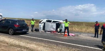 Şanlıurfa Kara Yolunda Kaza: 5 Kişi Yaralandı