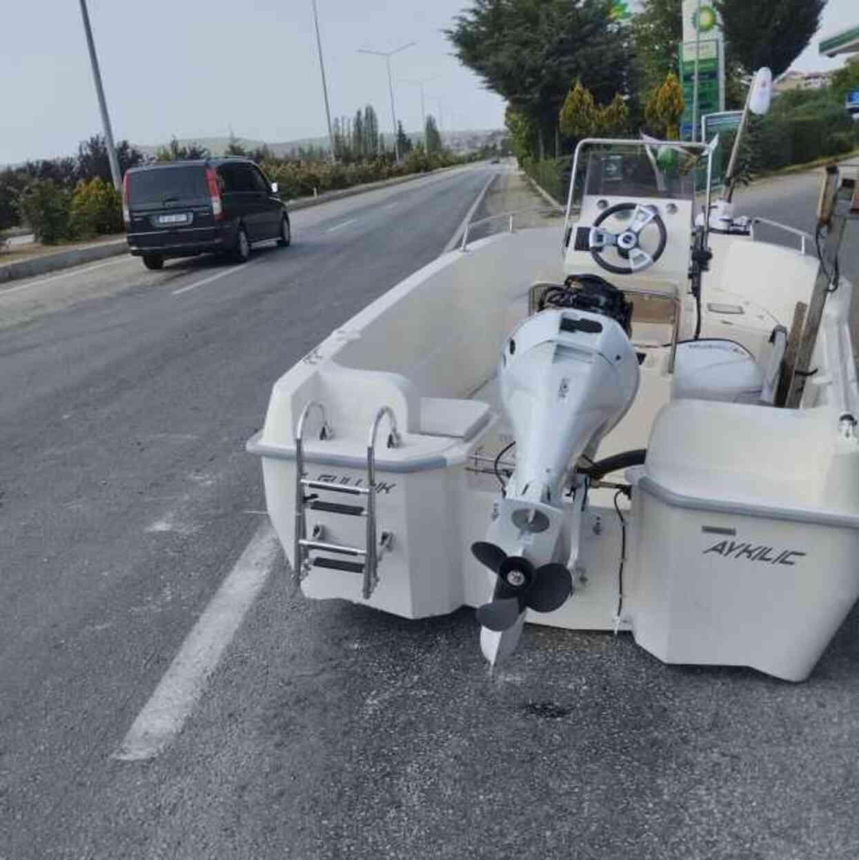 Ankara Büyükşehir Belediye Başkanı Mansur Yavaş'ın ağabeyi trafik kazasında yaralandı Ankara Büyükşehir Belediye Başkanı Mansur Yavaş'ın ağabeyi trafik kazasında yaralandı