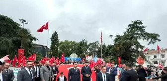 Bursa Ülkü Ocakları, 19 Mayıs Atatürk'ü Anma, Gençlik ve Spor Bayramı için yürüyüş düzenledi