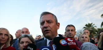 CHP Genel Başkanı Özgür Özel, 19 Mayıs'ta Kurtuluş Yürüyüşü'ne Katıldı