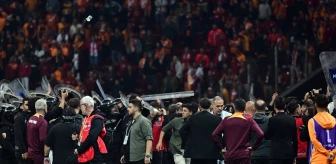 Galatasaray, Fenerbahçe'ye mağlup olarak şampiyonluğu kaçırdı